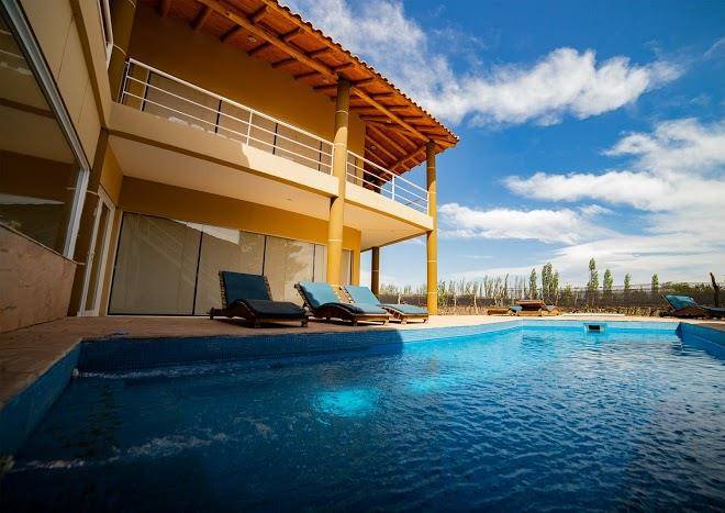 Chaglasian Wine & Suites Image