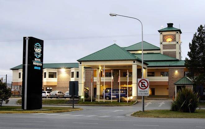 Hotel land express neuquen