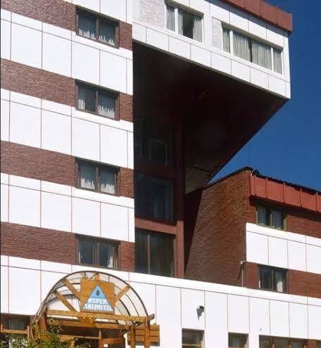 Aspen ski hotel