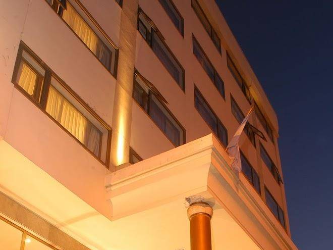 Kenton palace hotel