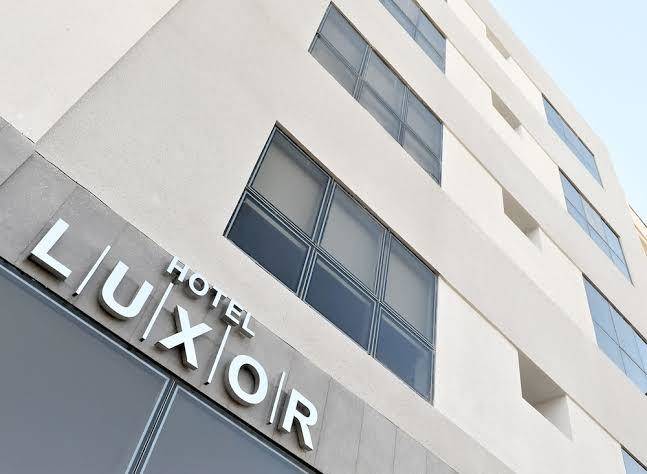 Hotel luxor