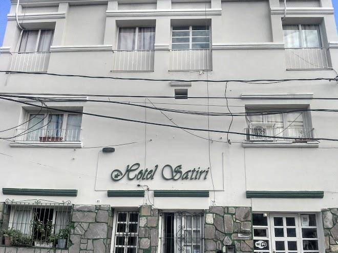 Hotel satiri