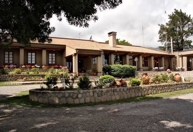 Hosteria lunahuana