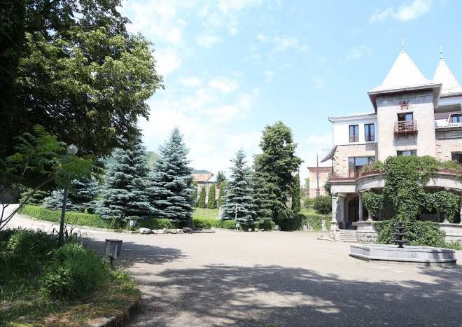Vanadzor armenia hotel & health resort