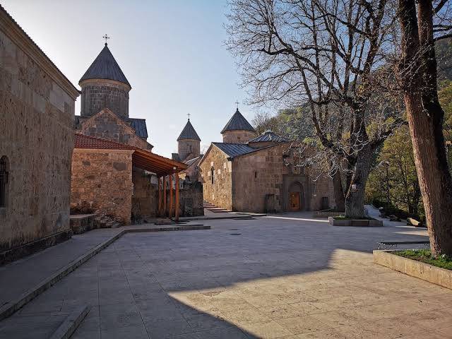 Vanatun Monastery Stay Image