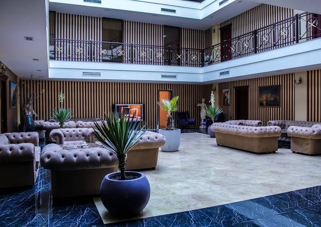 Venice Hotel Complex Image