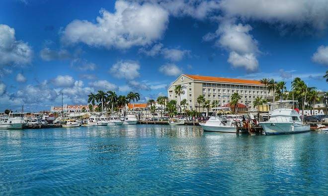 Aruba surfside marina
