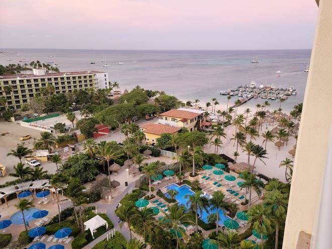 Marriott's aruba surf club