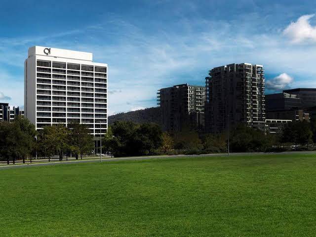 Qt canberra