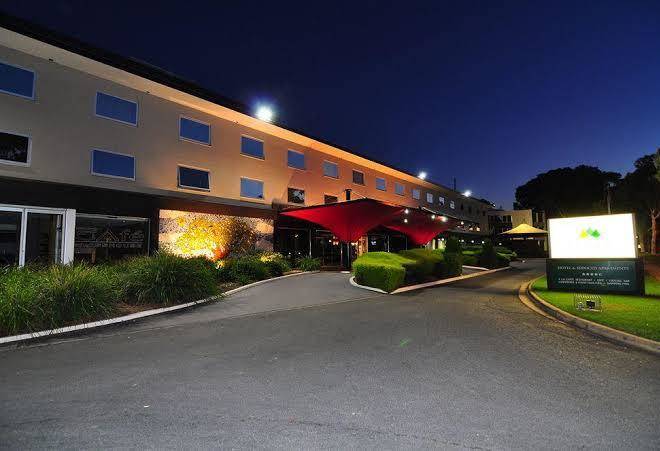 Pavilion on northbourne hotel