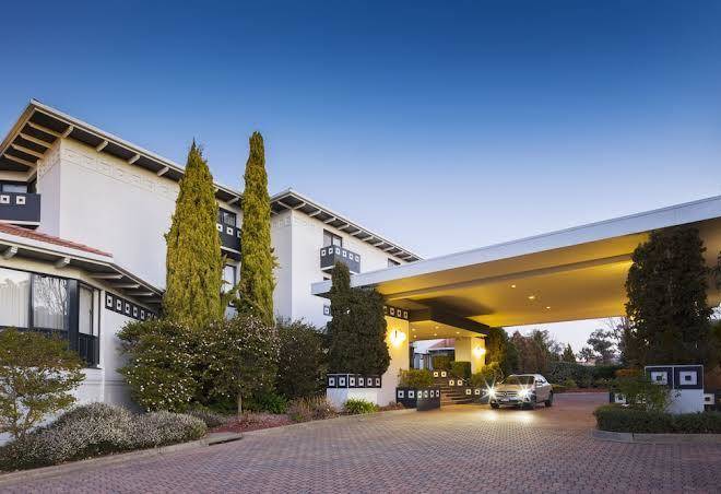 Ramada diplomat canberra formerly diplomat hotel