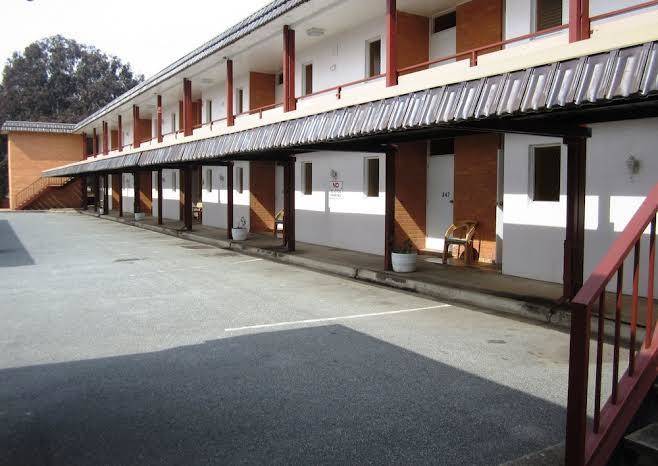 Canberra lyneham motor inn