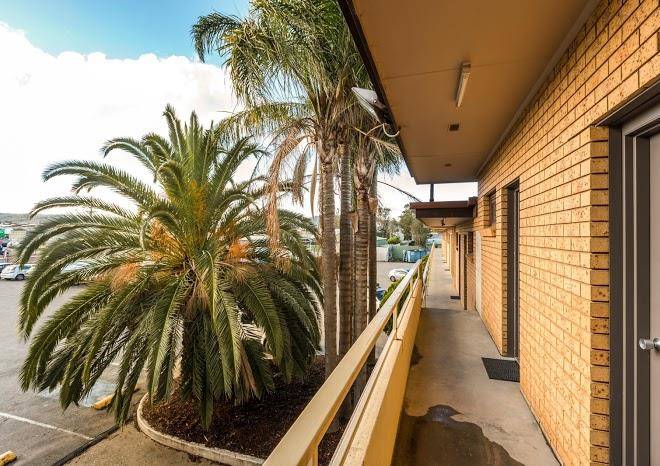 The boomerang hotel Albury