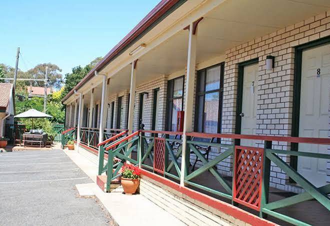 Alluna motel
