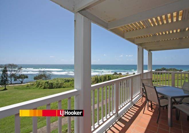 Quarterdeck 8