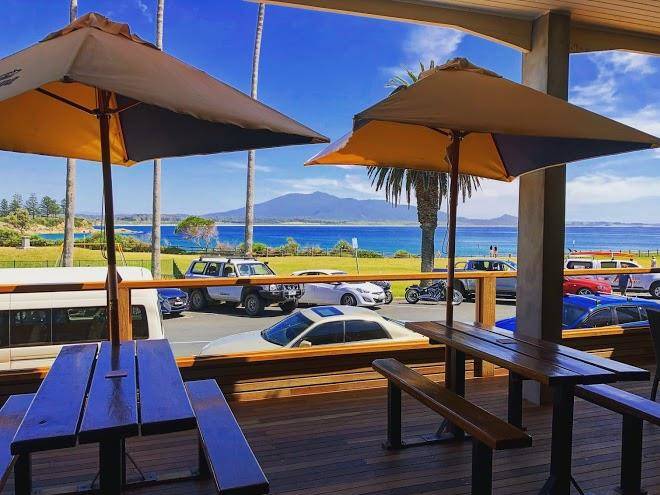 Bermagui beach hotel