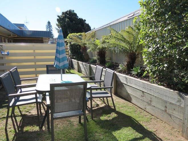 Chapman court holiday units