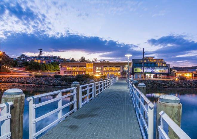 Merimbula lakeview hotel