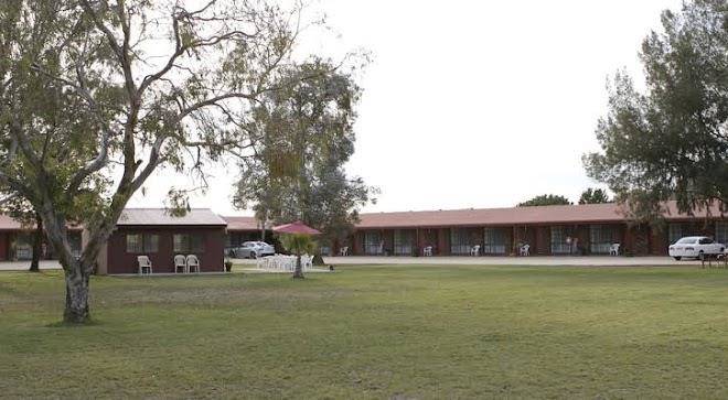 Barooga golf view motel