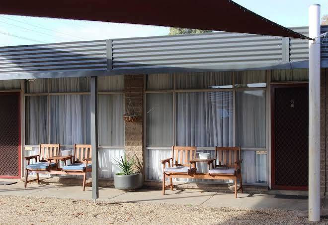 Thomas lodge motel pty ltd