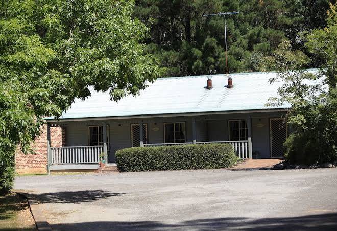 Federation Gardens & Possums Hideaway Image