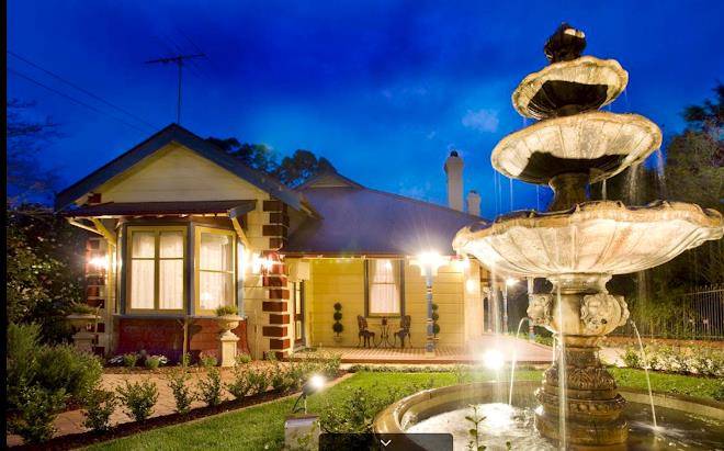 Varenna luxury leura accommodation