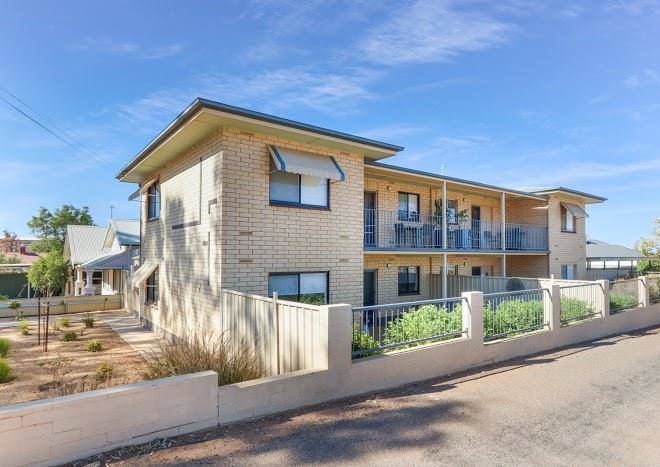 Gossan street units