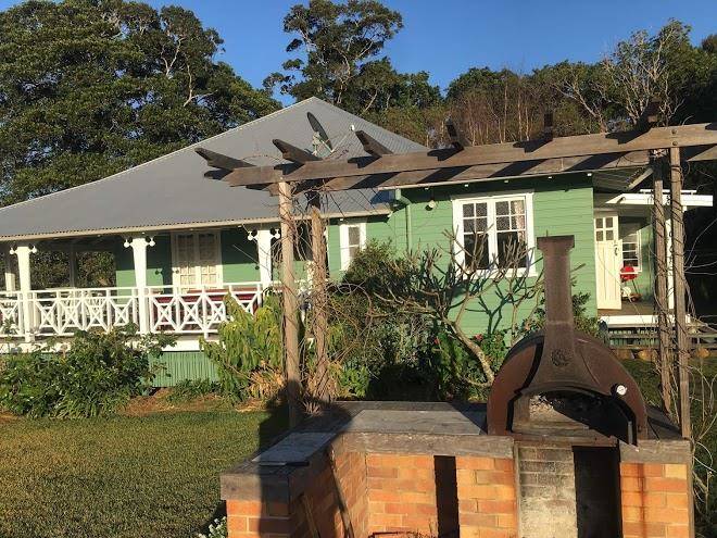 Basil's brush boutique accomodation byron bay hinterland
