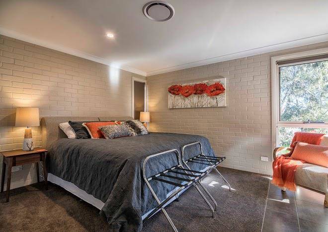 Lakeview luxury retreat