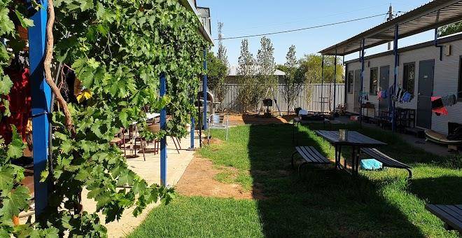 Hillston backpackers