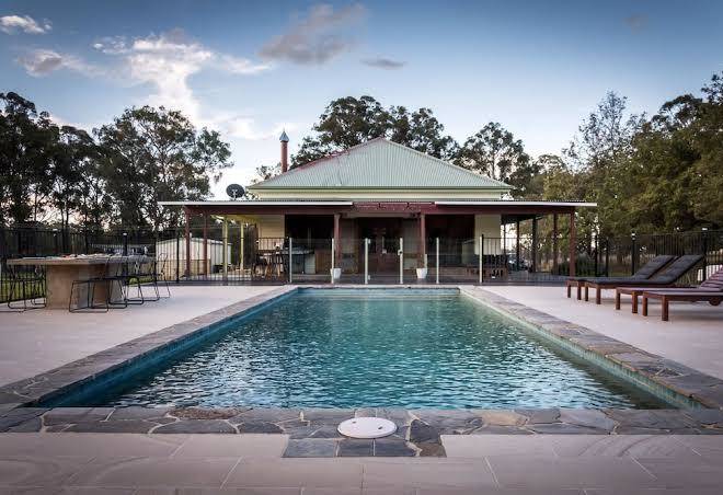 Bernstein Estate Image