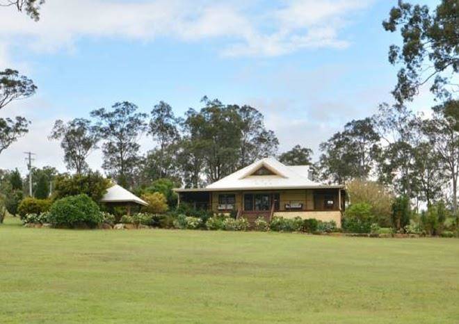 Tellace estate homestead