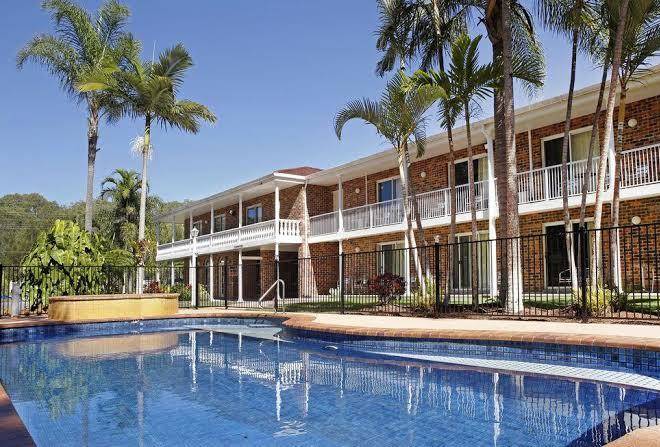 Yamba aston motel