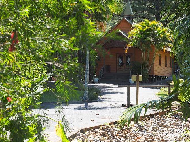 Paradise palms resort