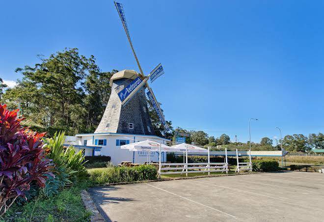 The big windmill corporate & family motel