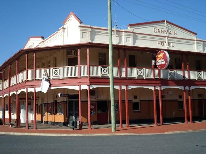 Ganmain hotel