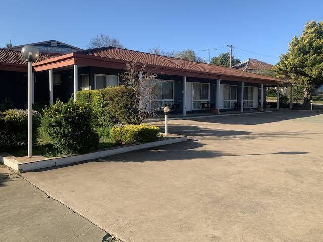 Countryman motor inn