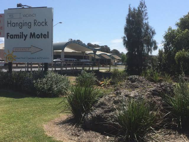 Hanging Rock Family Motel Image