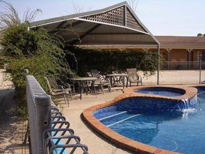 Arcadia motor inn