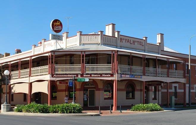 Royal hotel corowa