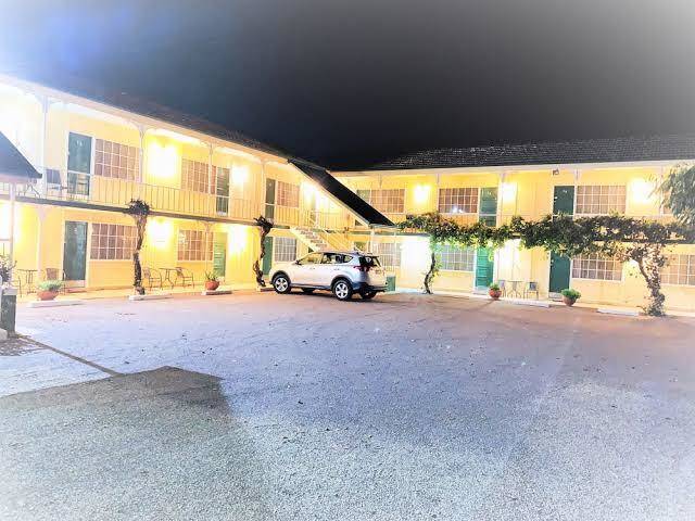 Bradman motor inn