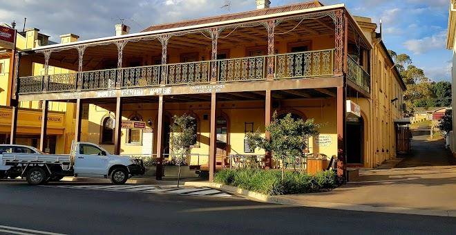 Family hotel gundagai