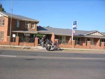 Gabriel motor inn