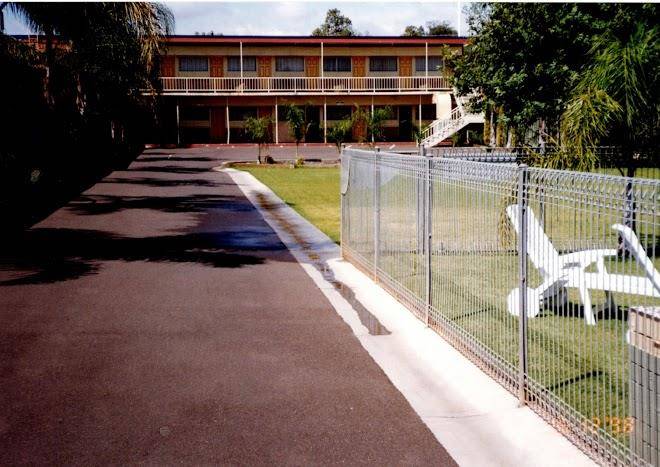 Billabong motel