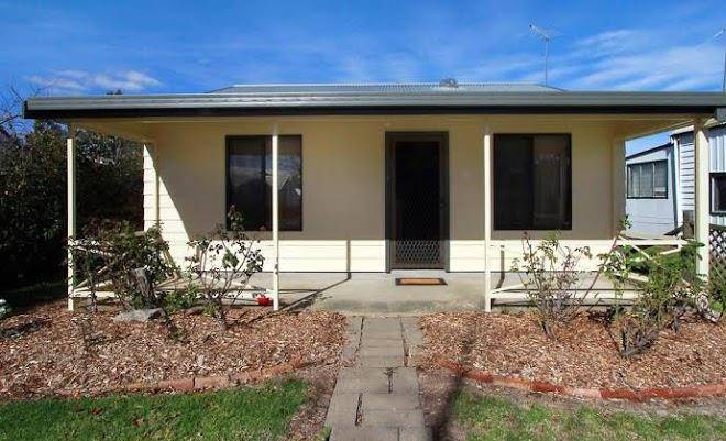 Sapphire City Motor Inn Image