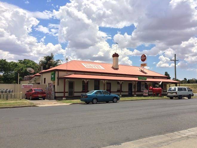 Red cow hotel