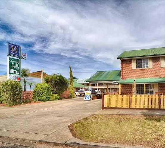 The crossing motel