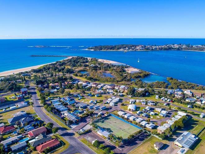 Blacksmiths beachside holiday park