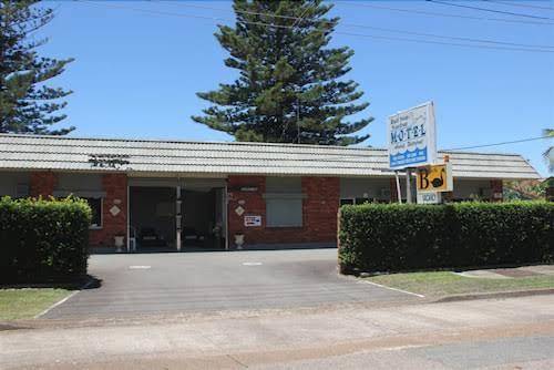 Blackswan Waterfront Motel Image