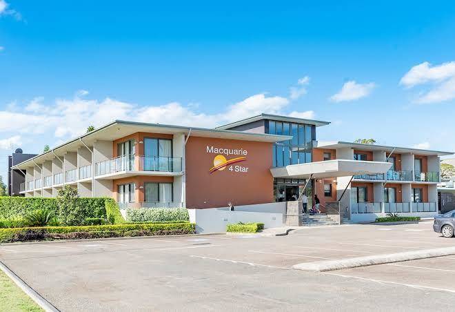 Macquarie 4 star